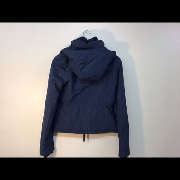 Women’s Abercrombie coat.  Please make offer if interested - Picture 2 of 2